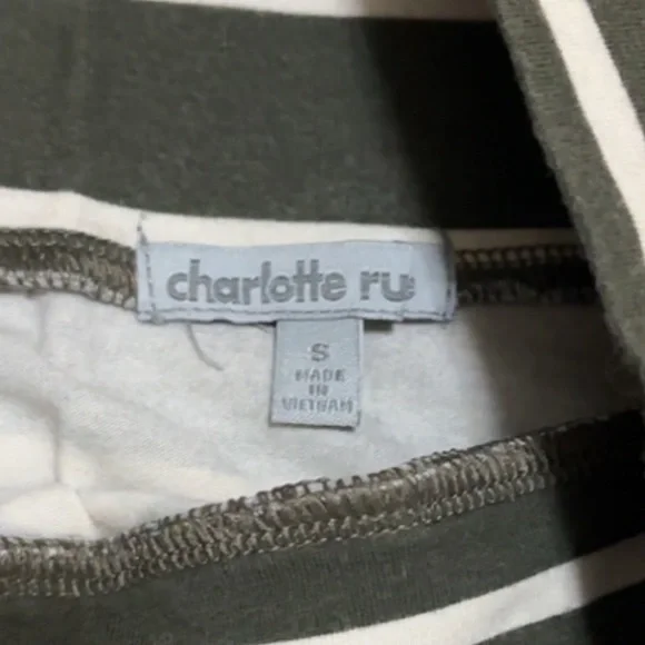 Skirt - Picture 2 of 3